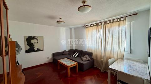 Foto 4 de Piso de alquiler en Huerta del Rey, Valladolid Capital