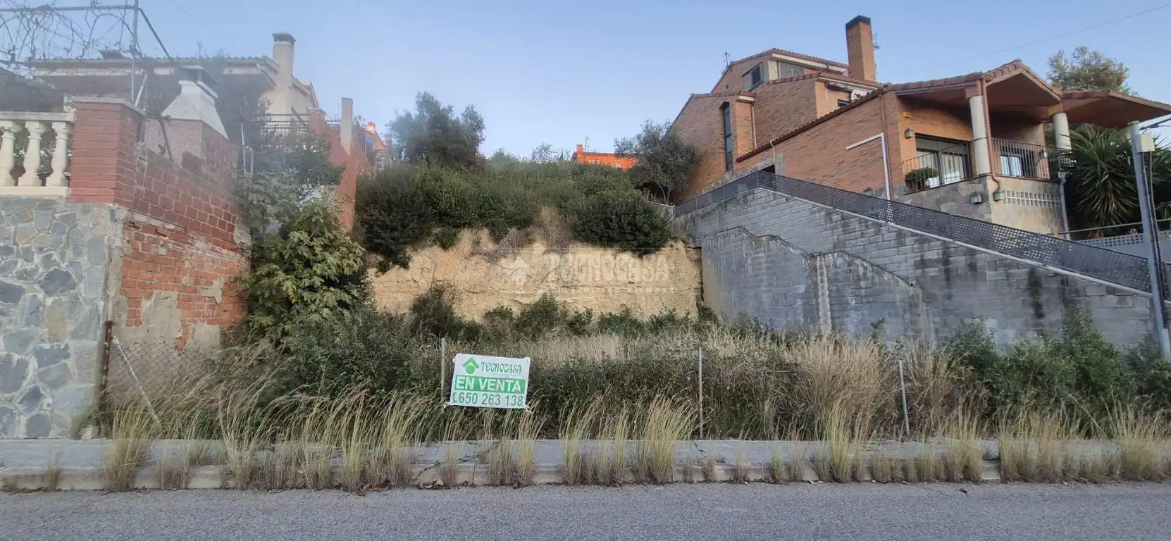 Terreny residencial en venda a Castellnou - Can Mir - Can Solà