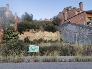 Terreno residencial en venta en Carrer Anuar el Sadat