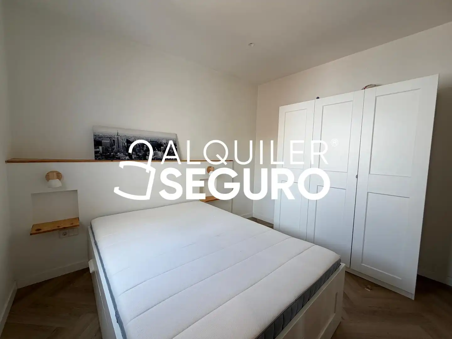Habitación de Piso de alquiler en Madrid con Aire acondicionado, Calefacción y Amueblado
