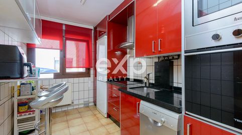 Foto 4 de Piso en venta en Avenida Aureliano S. Roman, 15, Milán - Pumarín, Oviedo