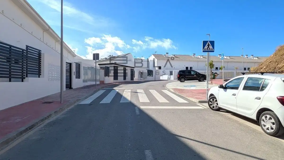 Piso con piscina en venta en Med Hills, imagen 18