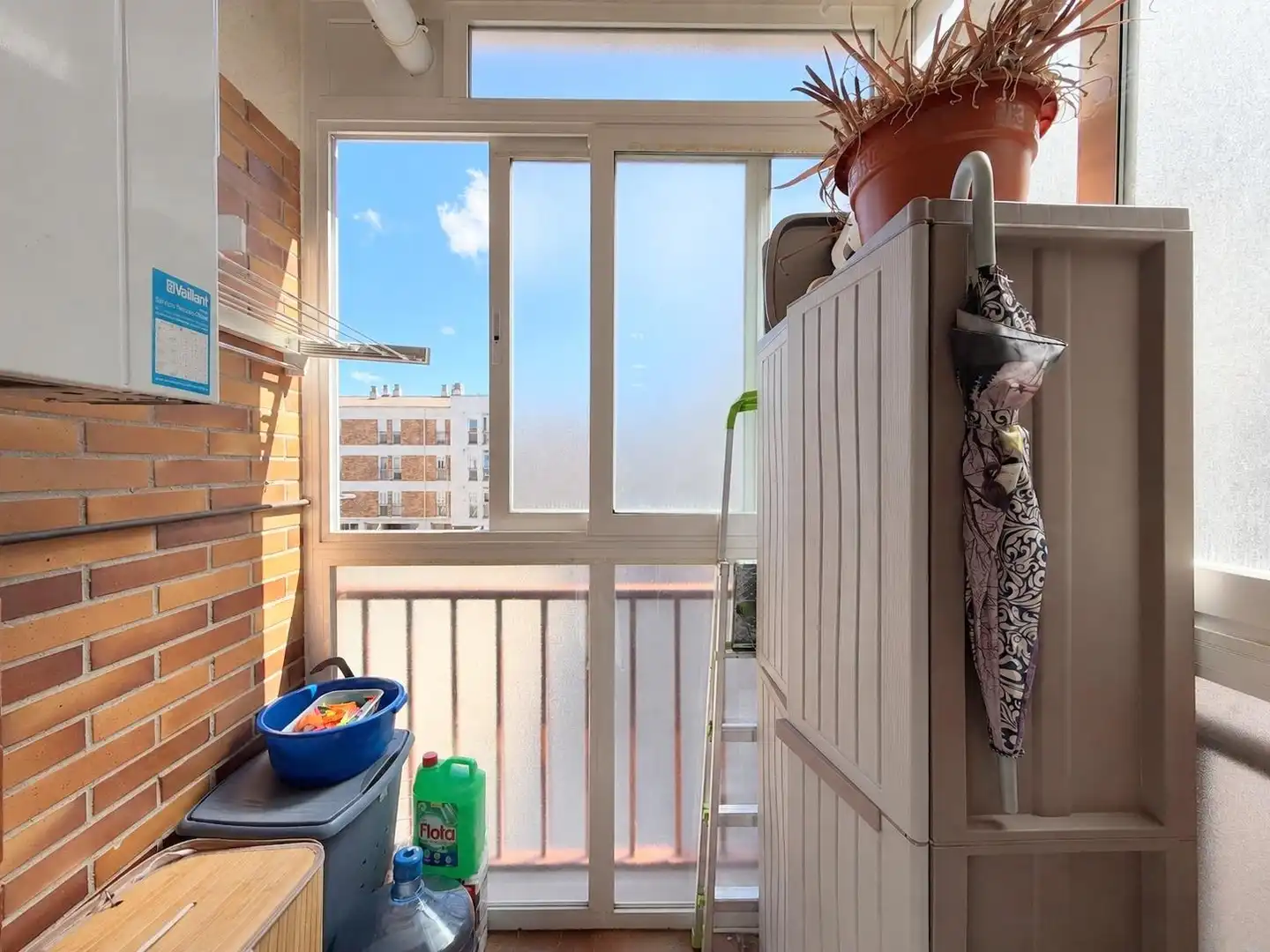 Terraza de Piso en venta en Ávila con Calefacción, Trastero y Amueblado