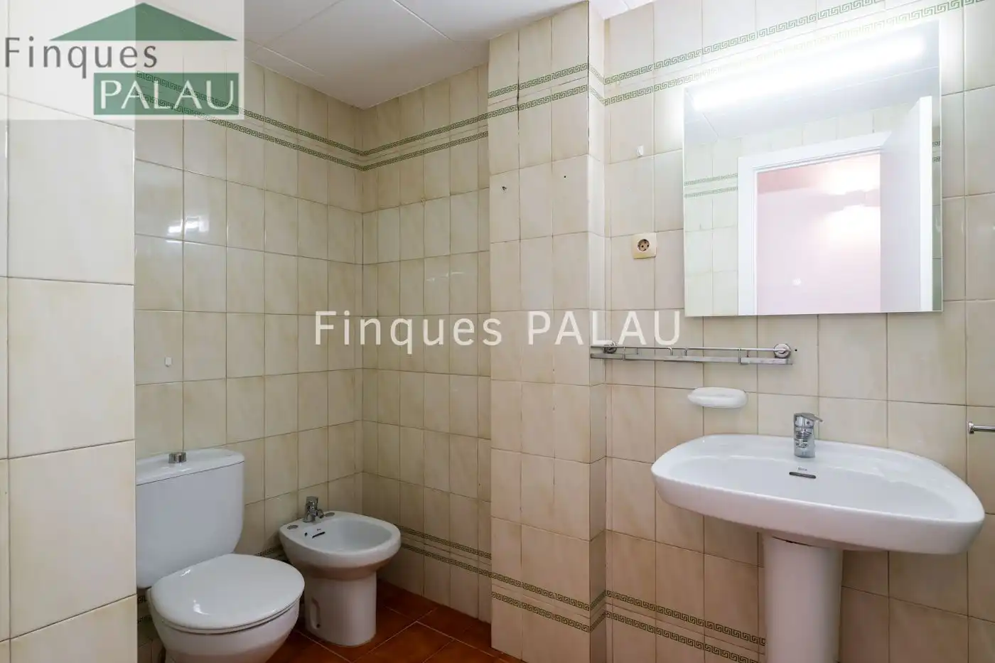 Flat for rent in Sant Just Desvern  with Air Conditioner and Heating