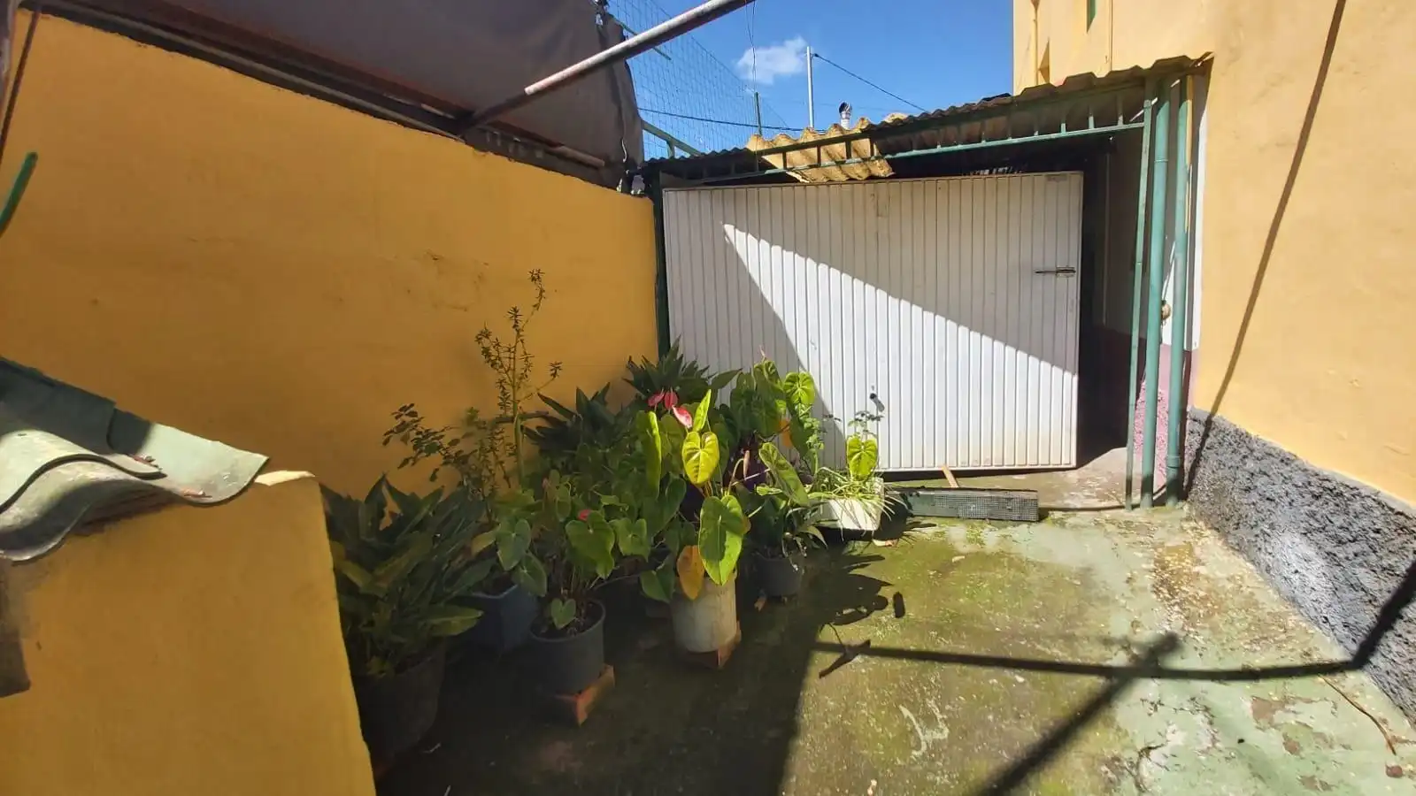 Vista exterior de Casa o chalet en venta en La Orotava con Terraza y Balcón