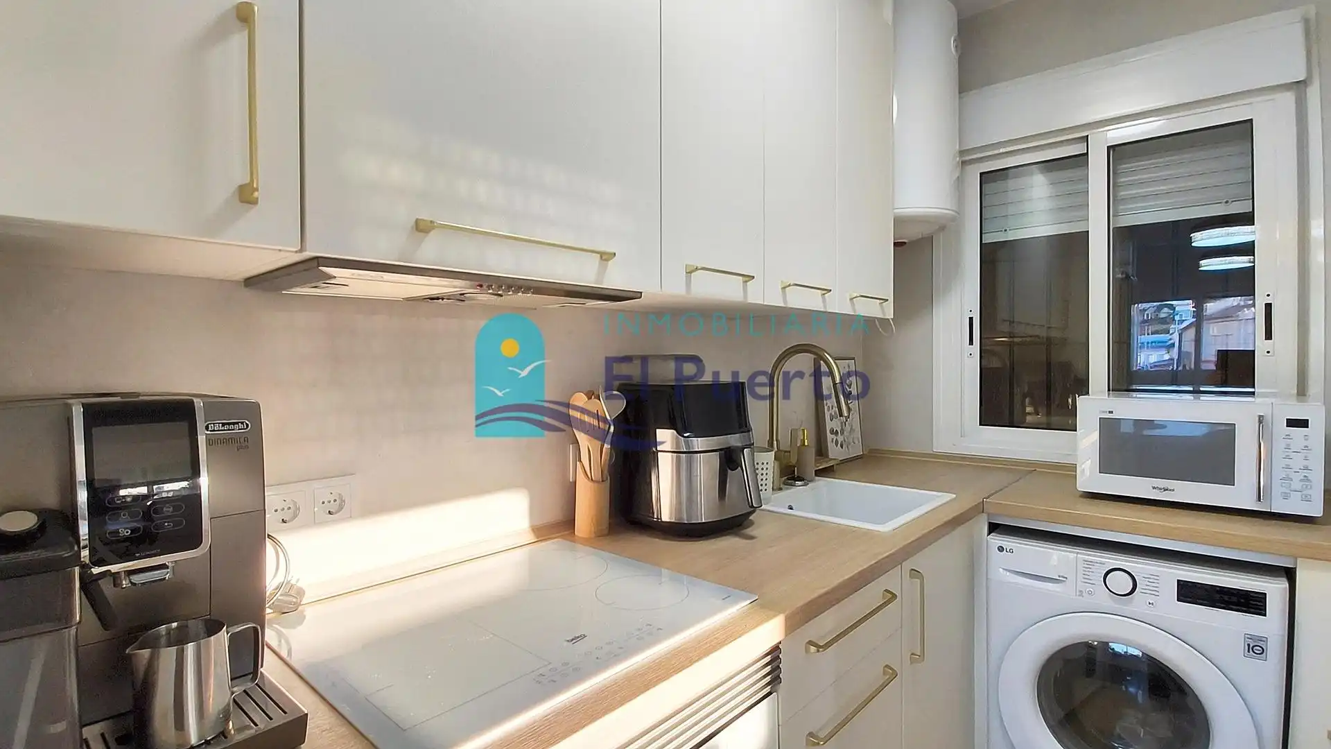 Kitchen of Apartments for sale in Puerto de Mazarrón