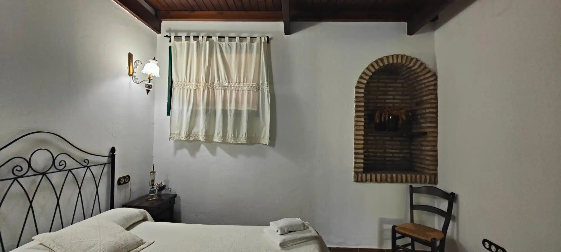 Dormitori de Finca rústica en venda en La Lapa amb Aire condicionat, Jardí privat i Terrassa