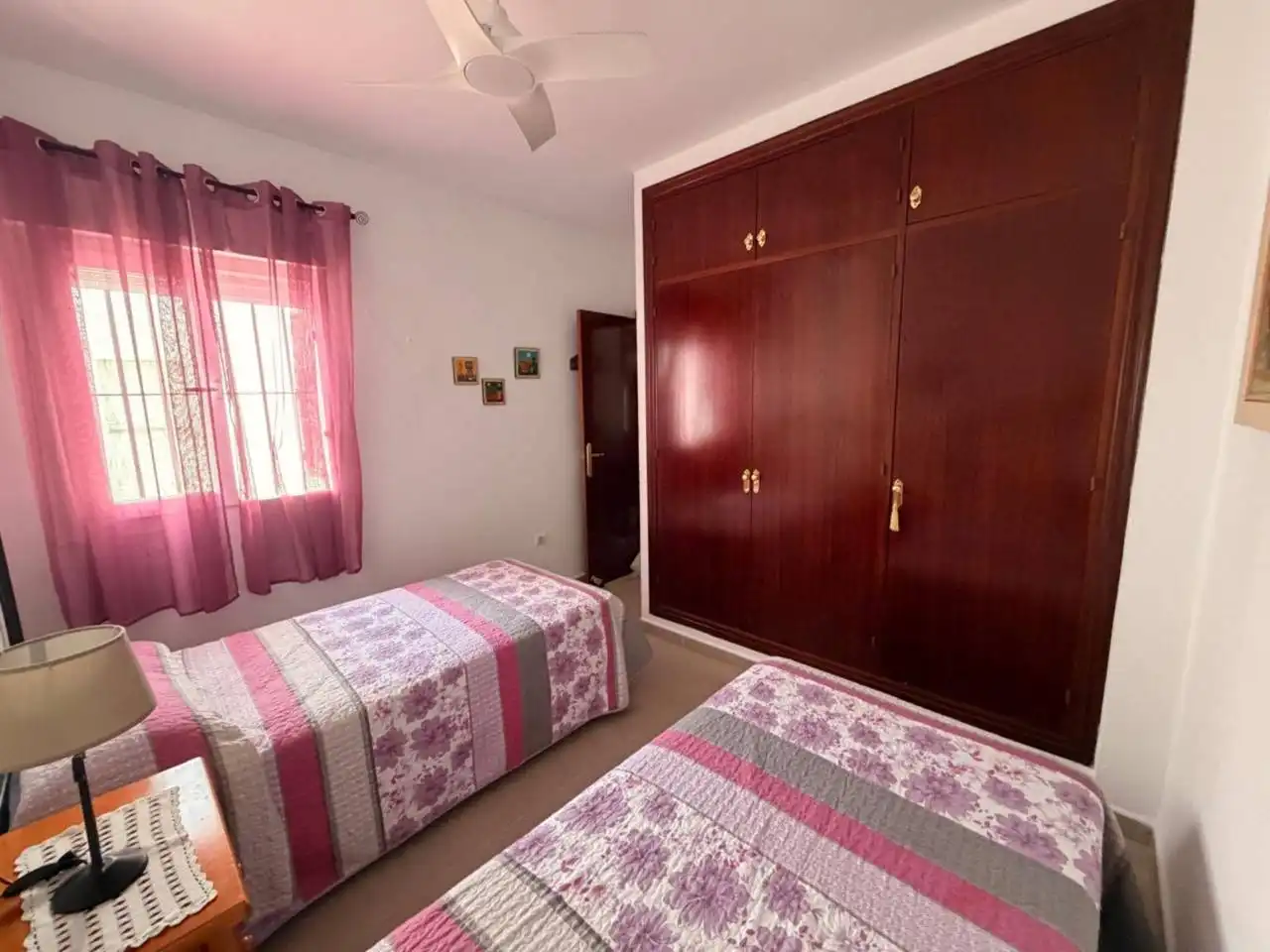 Schlafzimmer von Wohnung zum Verkauf in Chiclana de la Frontera mit Klimaanlage, Terrasse und Abstellraum