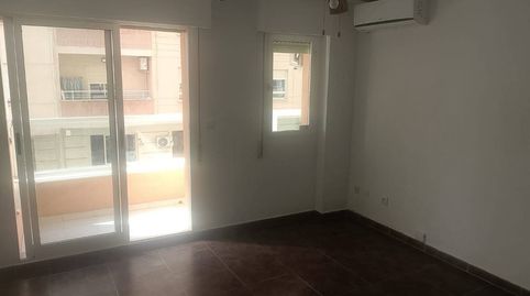 Foto 4 de Pis en venda a Avenida Morer, 2, Oliva pueblo, Oliva