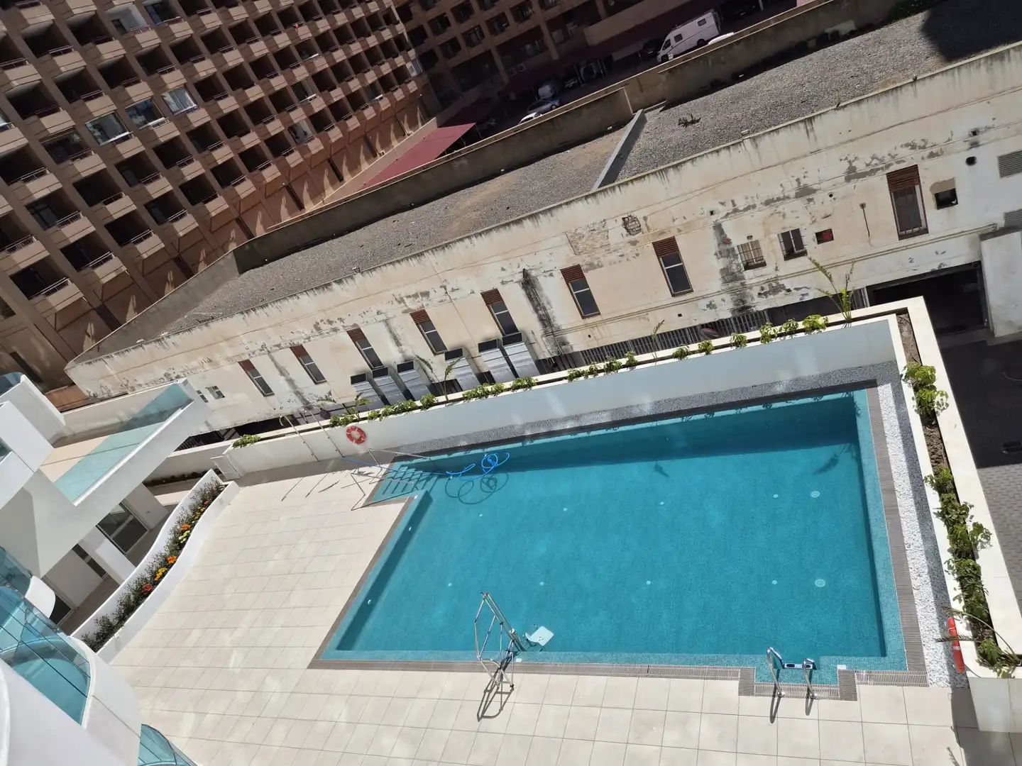 Piso de obra nueva con piscina en venta en Calle Colón 6, imagen 25