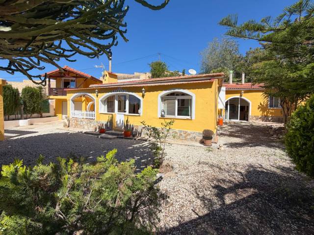 Casa-chalet en Venta en Busot