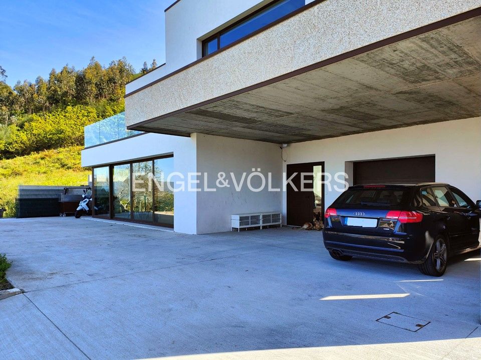 Exterior view of House or chalet for sale in Marín  with Air Conditioner, Heating and Private garden
