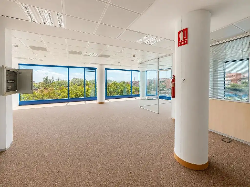 Office space with lift for sale in Avinguda dels Vents 9, imagen 14