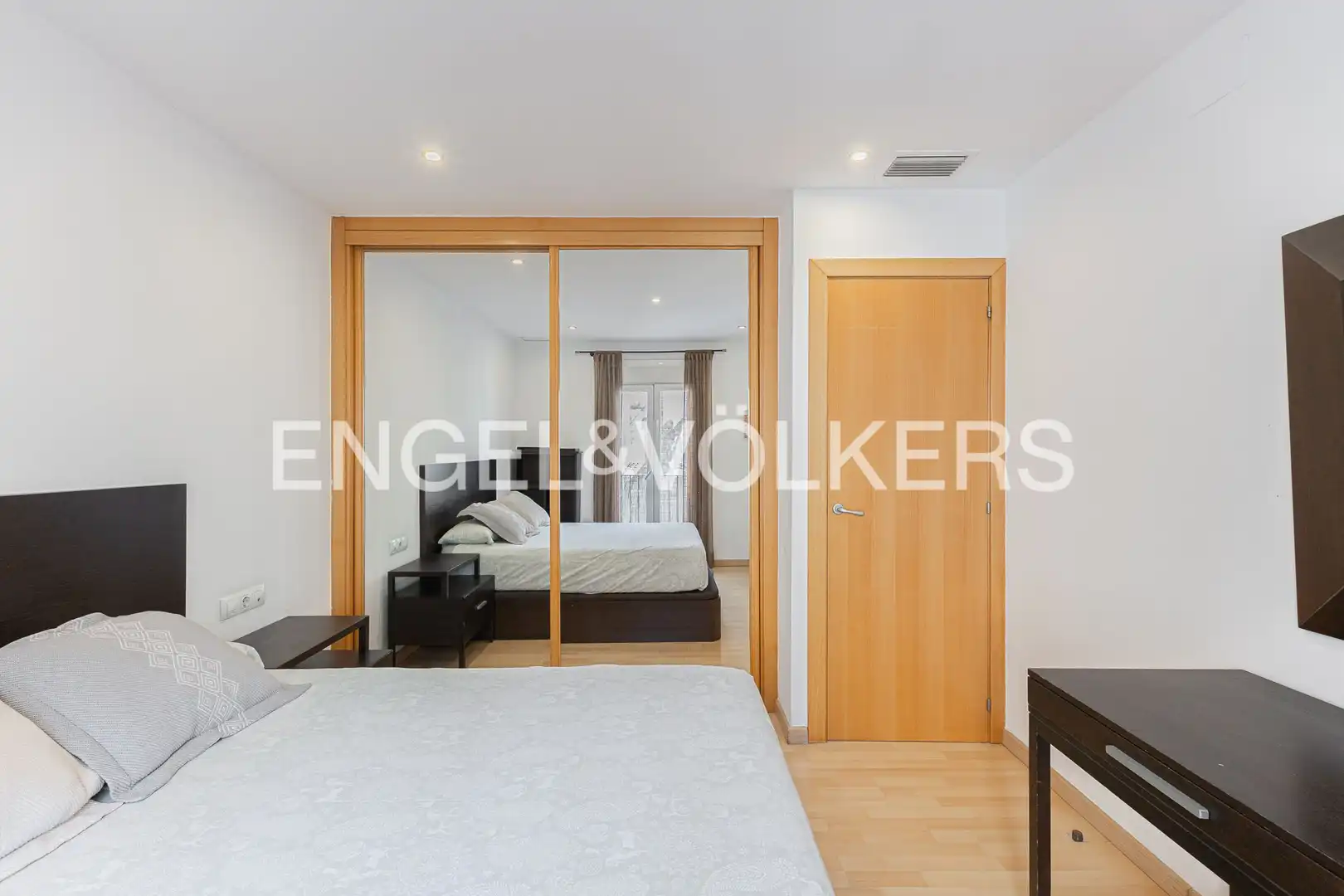 Habitación de Piso en venta en Barcelona con Aire acondicionado, Calefacción y Parquet