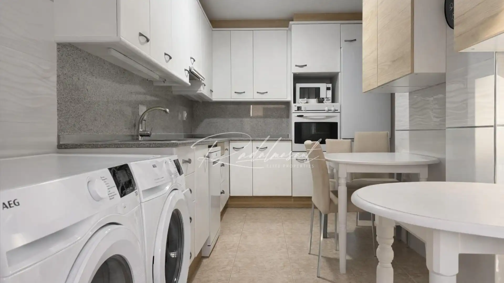 Kitchen of Planta baja for sale in  Tarragona Capital  with Air Conditioner, Private garden and Terrace