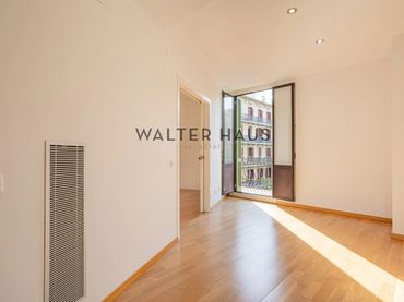 Wohnung mit Balkon zum Verkauf in Carrer d'Aribau