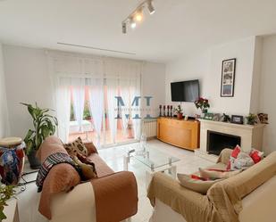 Living room of Single-family semi-detached for sale in Sant Pere de Ribes  with Heating