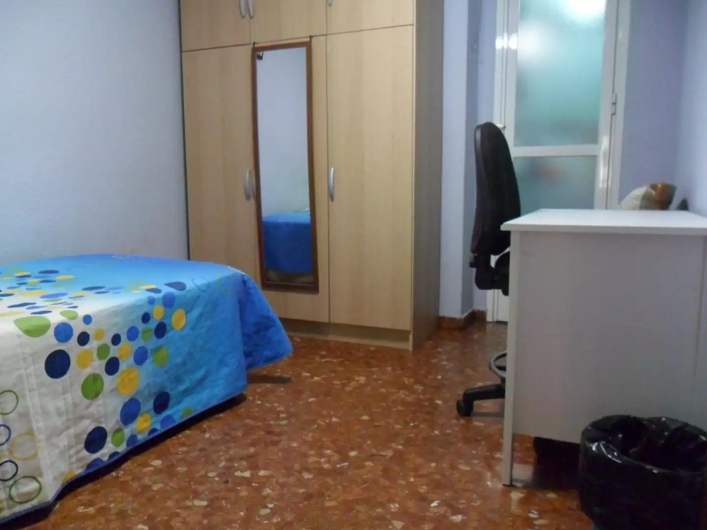 Habitación de Piso de alquiler en Granada con Aire acondicionado, Calefacción y Terraza