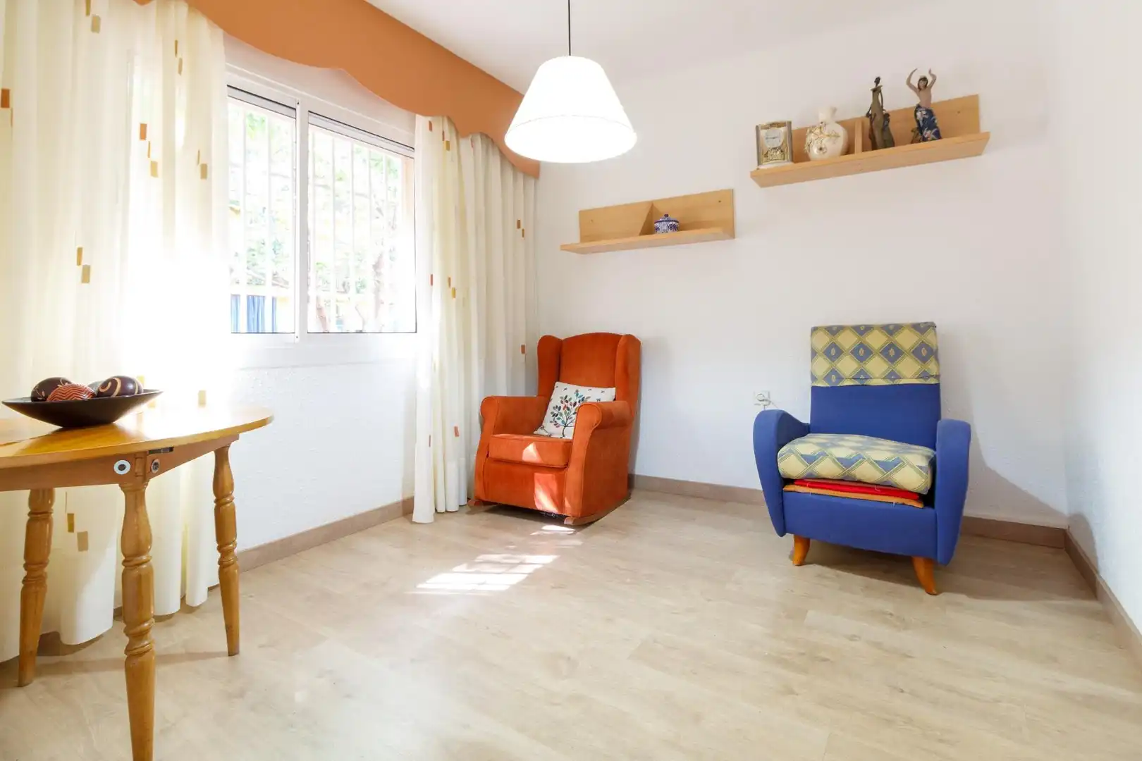 Wohnzimmer von Wohnung zum Verkauf in Viladecans mit Klimaanlage, Parkett und Balkon