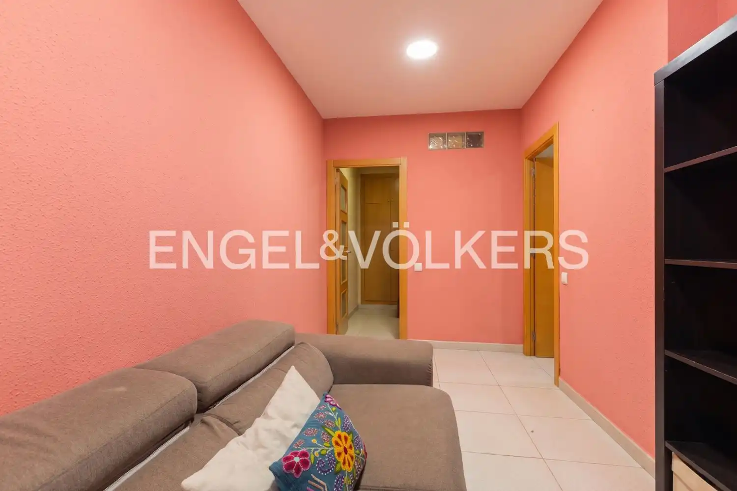 Flat for sale in Valencia  with Air Conditioner, Heating and Parquet flooring