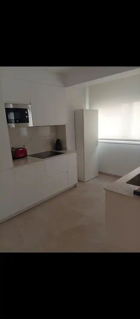Cuina de Pis de lloguer en Estepona amb Aire condicionat, Calefacció i Moblat