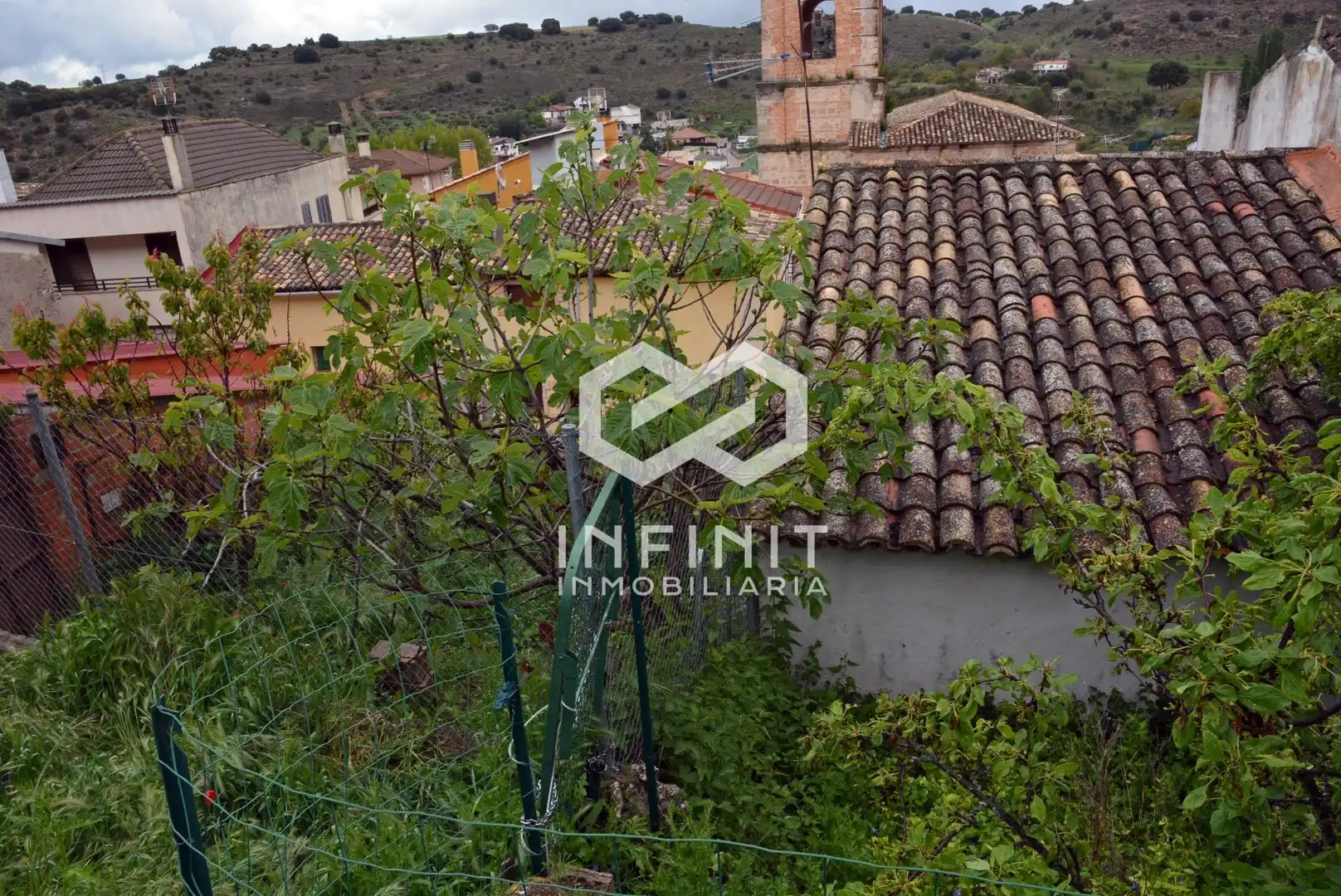 Houses for sale in Peñalver  with Private garden and Balcony