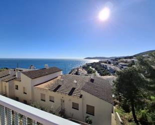 Vista exterior de Planta baixa en venda en Llançà amb Calefacció i Terrassa