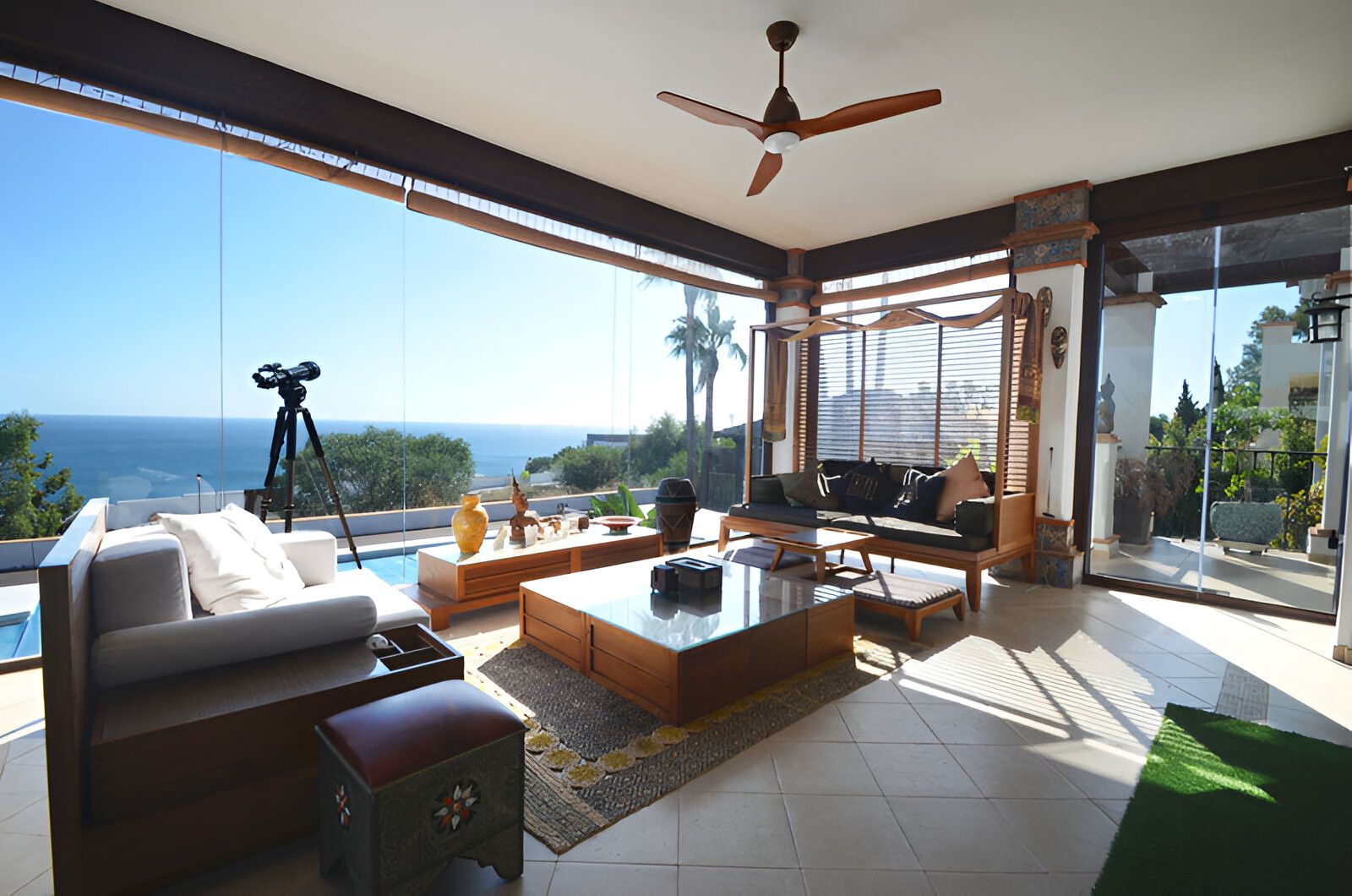 Living room of House or chalet for sale in Manilva  with Air Conditioner, Private garden and Terrace