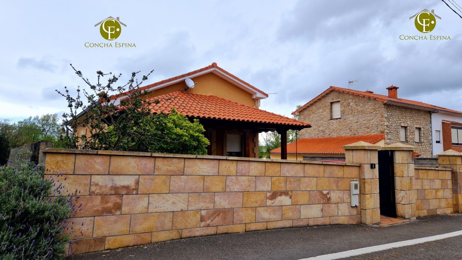 Exterior view of House or chalet for sale in Santillana del Mar  with Heating, Terrace and Storage room