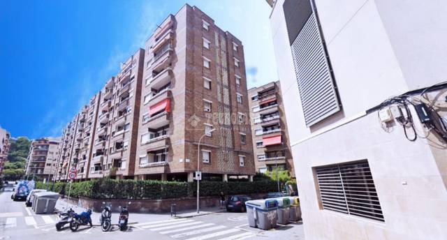 Piso en Venta en El Poble Sec - Parc de Montjuïc