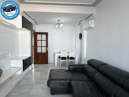 Living room of Duplex for sale in Sanlúcar de Barrameda  with Air Conditioner, Private garden and Terrace