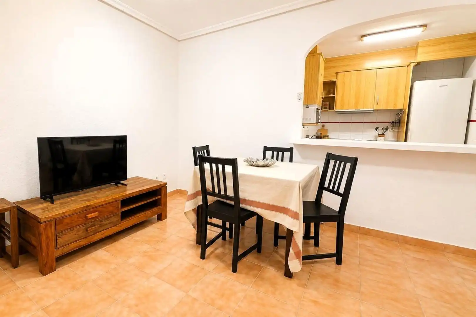 Apartment for sale in Calle C. Arquitecto Larramendi 16, imagen 3