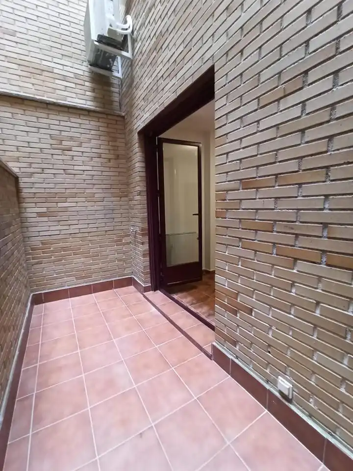 Baixos amb jardí de lloguer a Calle Júpiter, imagen 10