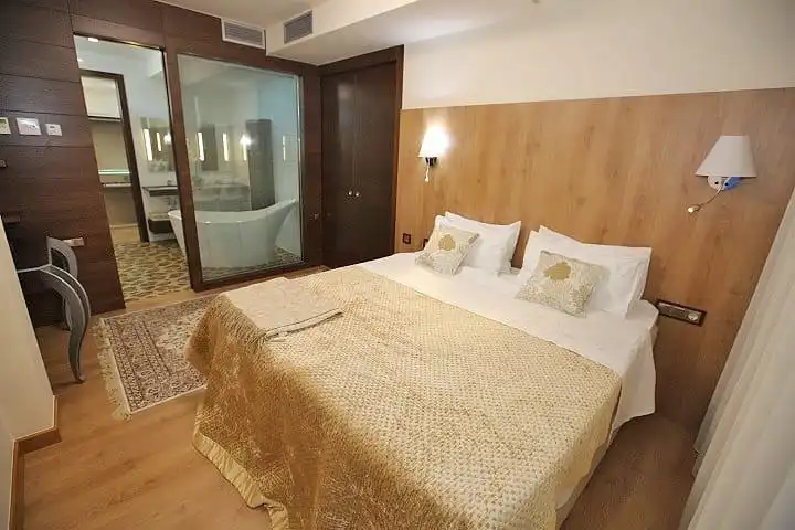 Detached house with pool for sale in Calle Calle Azorín, imagen 9