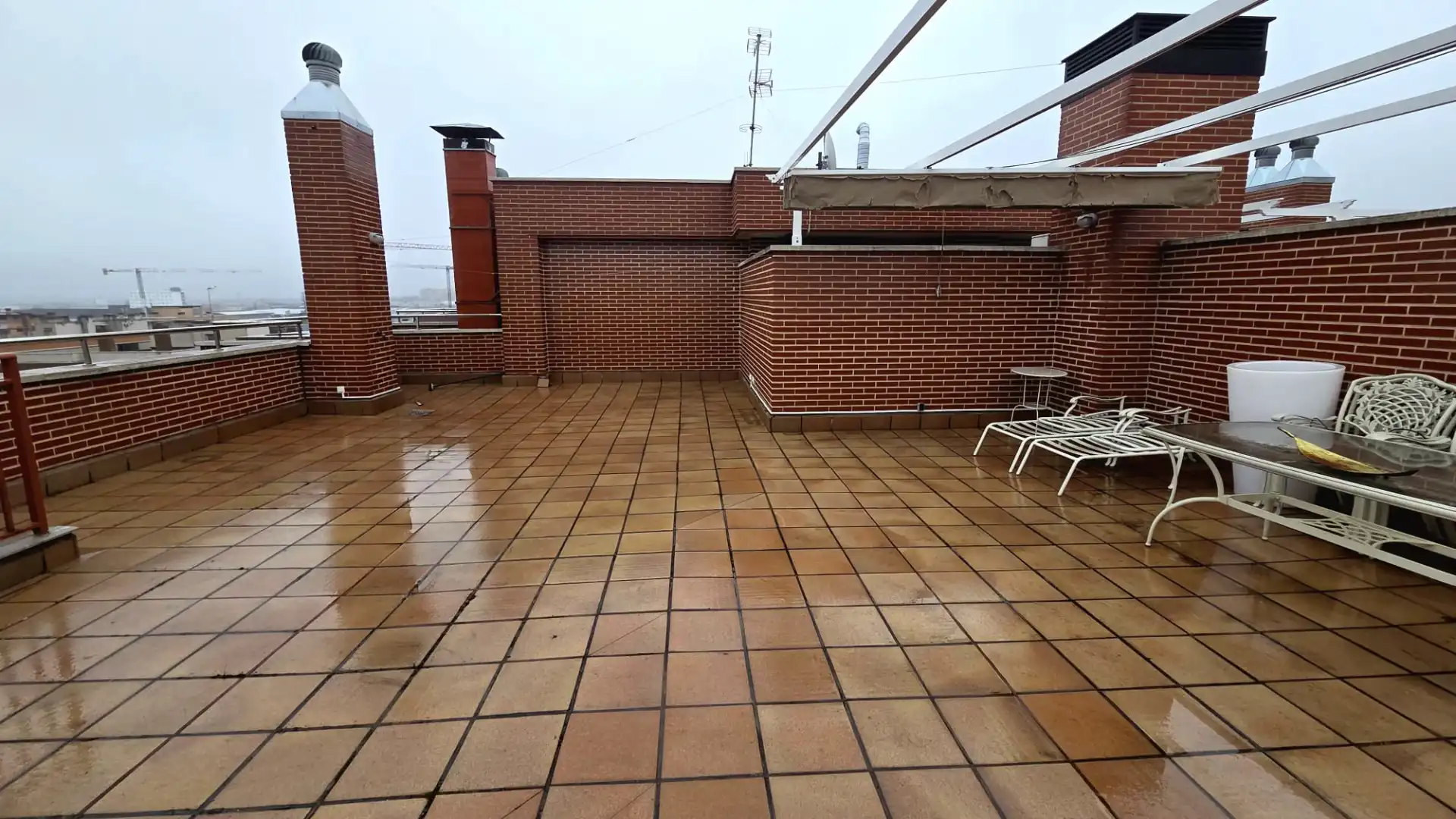 Terrasse von Dachboden zum Verkauf in Fuenlabrada mit Klimaanlage, Heizung und Privatgarten