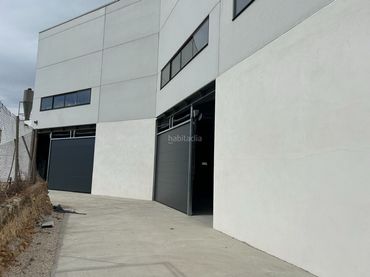 Industrial building to rent in Carrer d'Isaac Peral 20