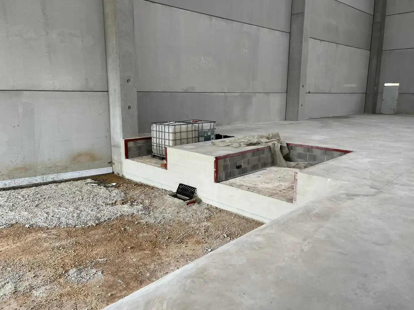 Industrial building to rent in Carrer de l'Energia 13, imagen 8