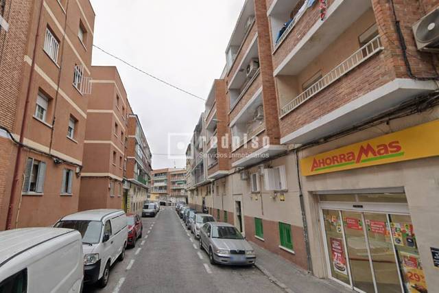 Piso en Venta en de Víctor Manuel III en Opañel