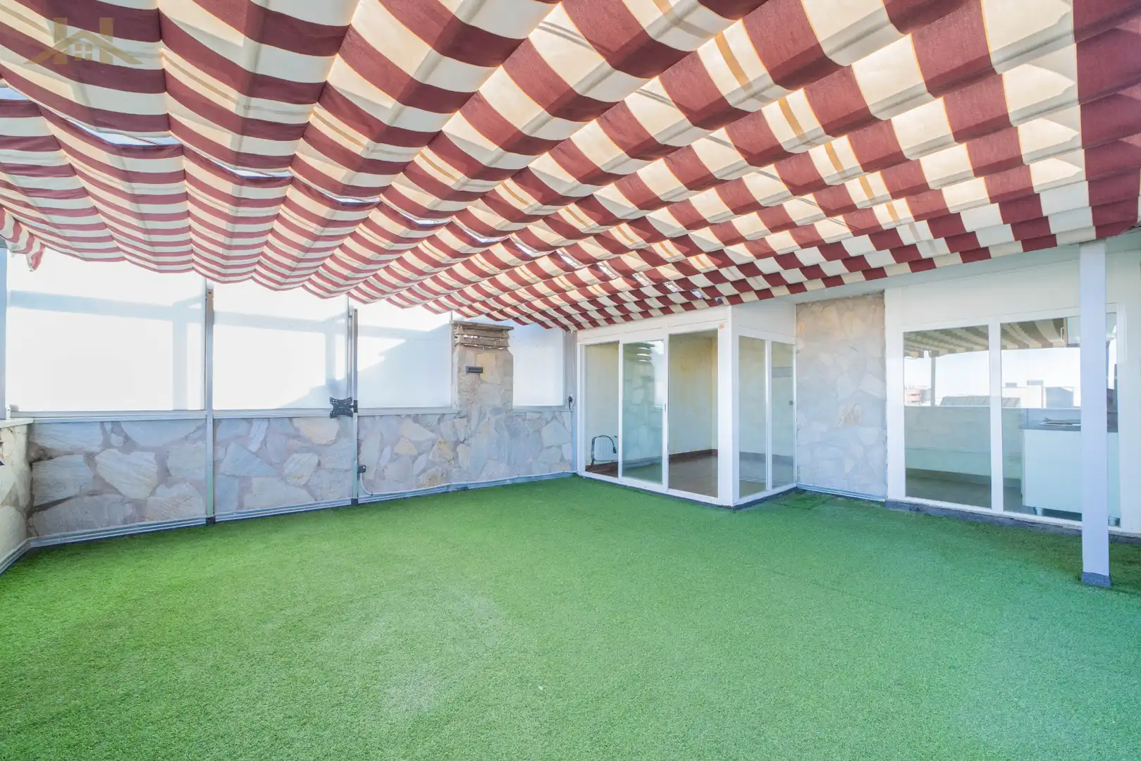 Terraza de Ático en venta en Fuenlabrada con Aire acondicionado, Calefacción y Trastero