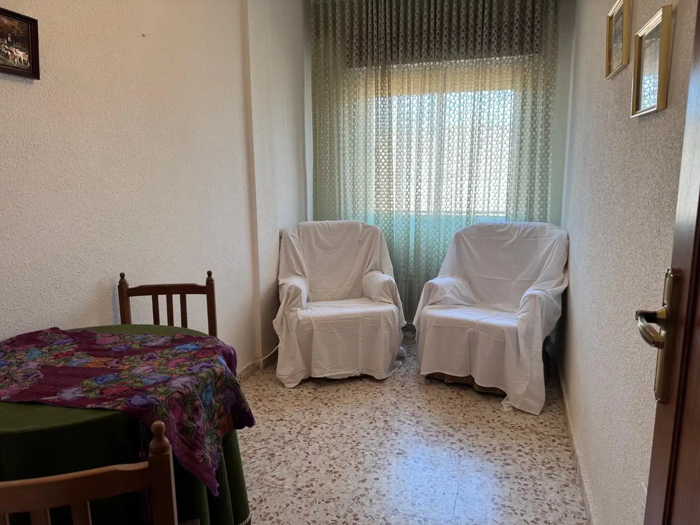 Sala de estar de Piso en venta en Hellín con Balcón