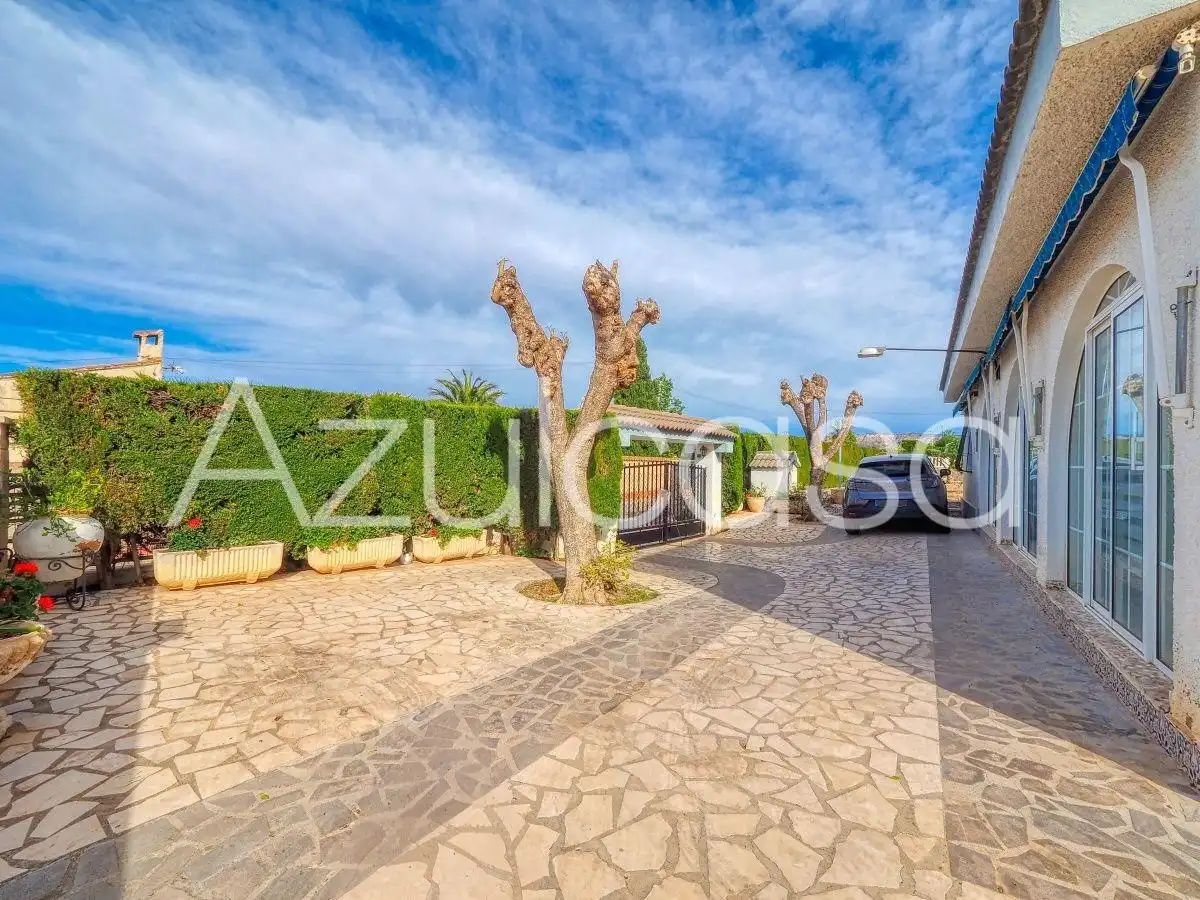 Exterior view of Houses for sale in Busot  with Air Conditioner, Storage room and Swimming Pool