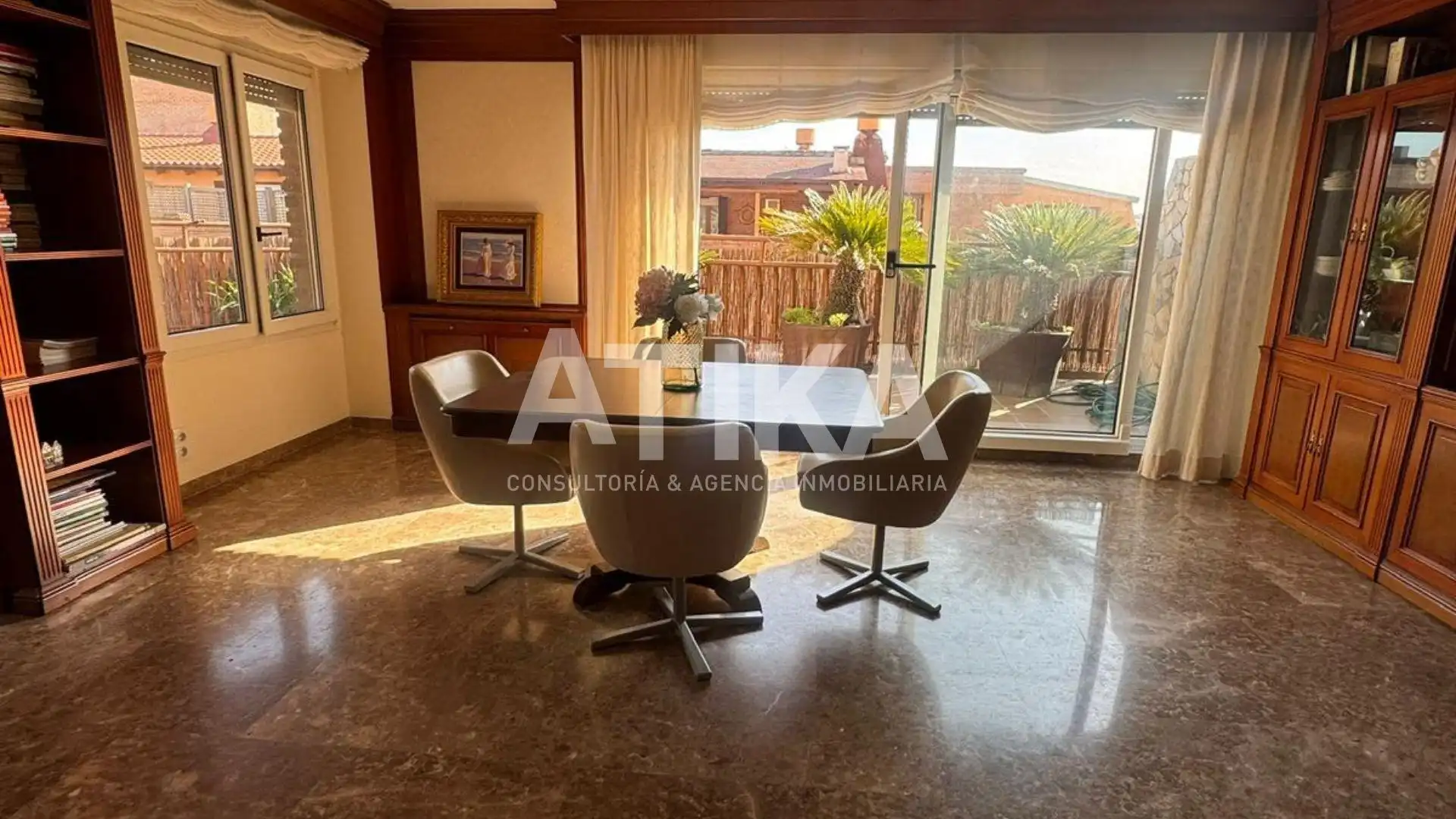 Comedor de Ático en venta en Ontinyent con Aire acondicionado, Calefacción y Parquet