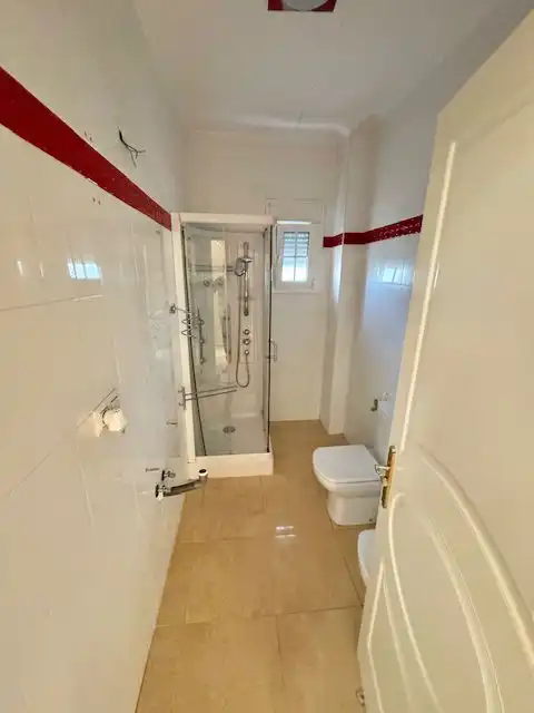 Bathroom of Residential for sale in Sevilla