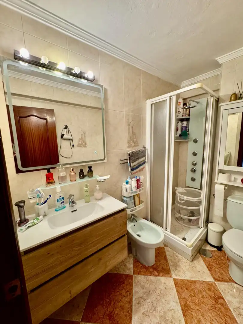 Bathroom of Flat for sale in Málaga  with Air Conditioner
