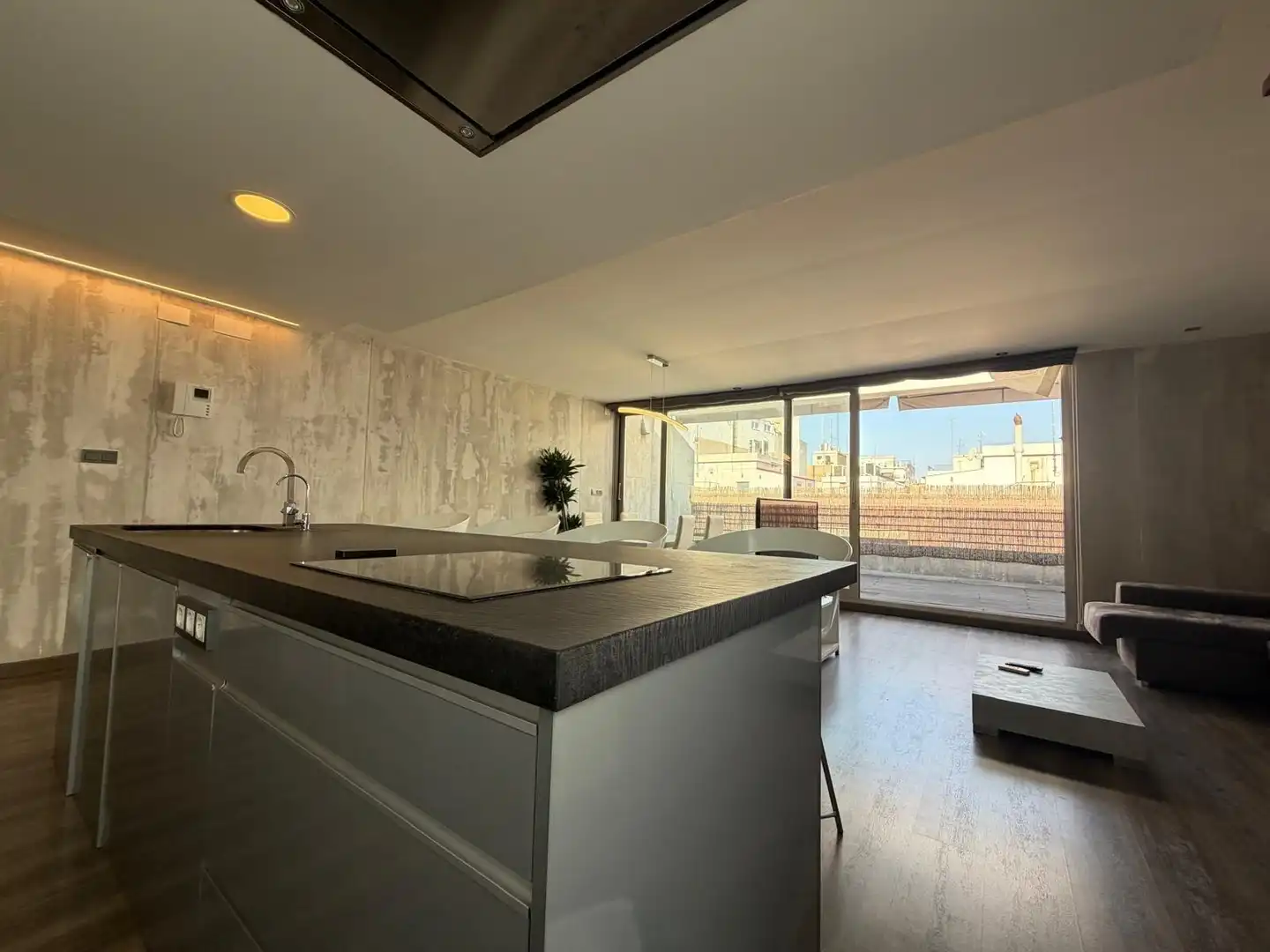 Cocina de Ático en venta en Elche / Elx con Aire acondicionado, Terraza y Amueblado