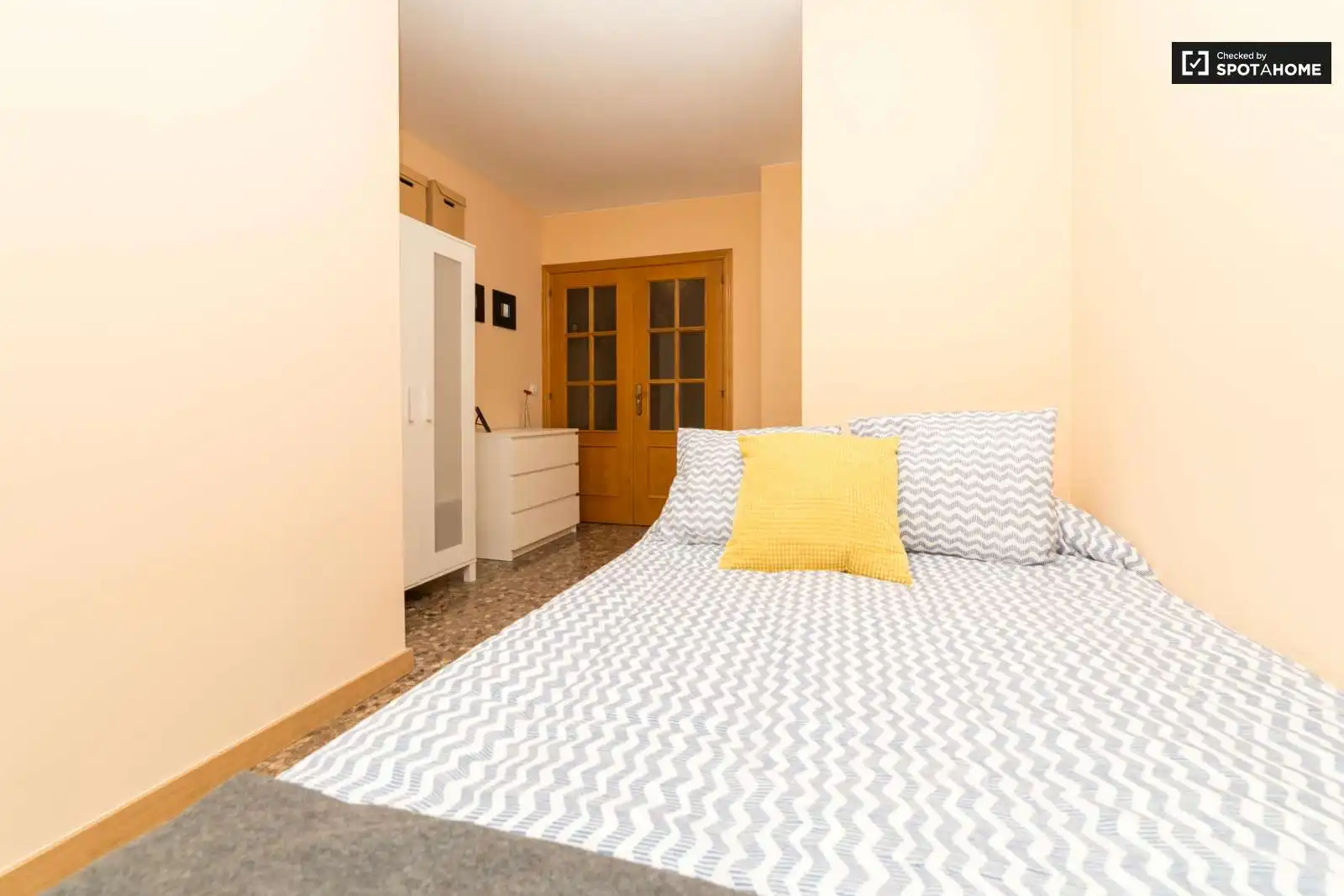 Zimmer in Penya - Roja - Avda. Francia