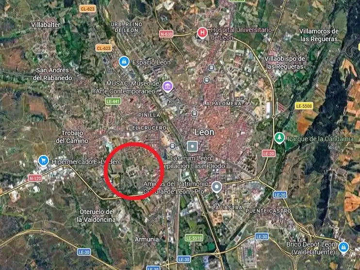Vista exterior de Residencial en venta en León Capital 