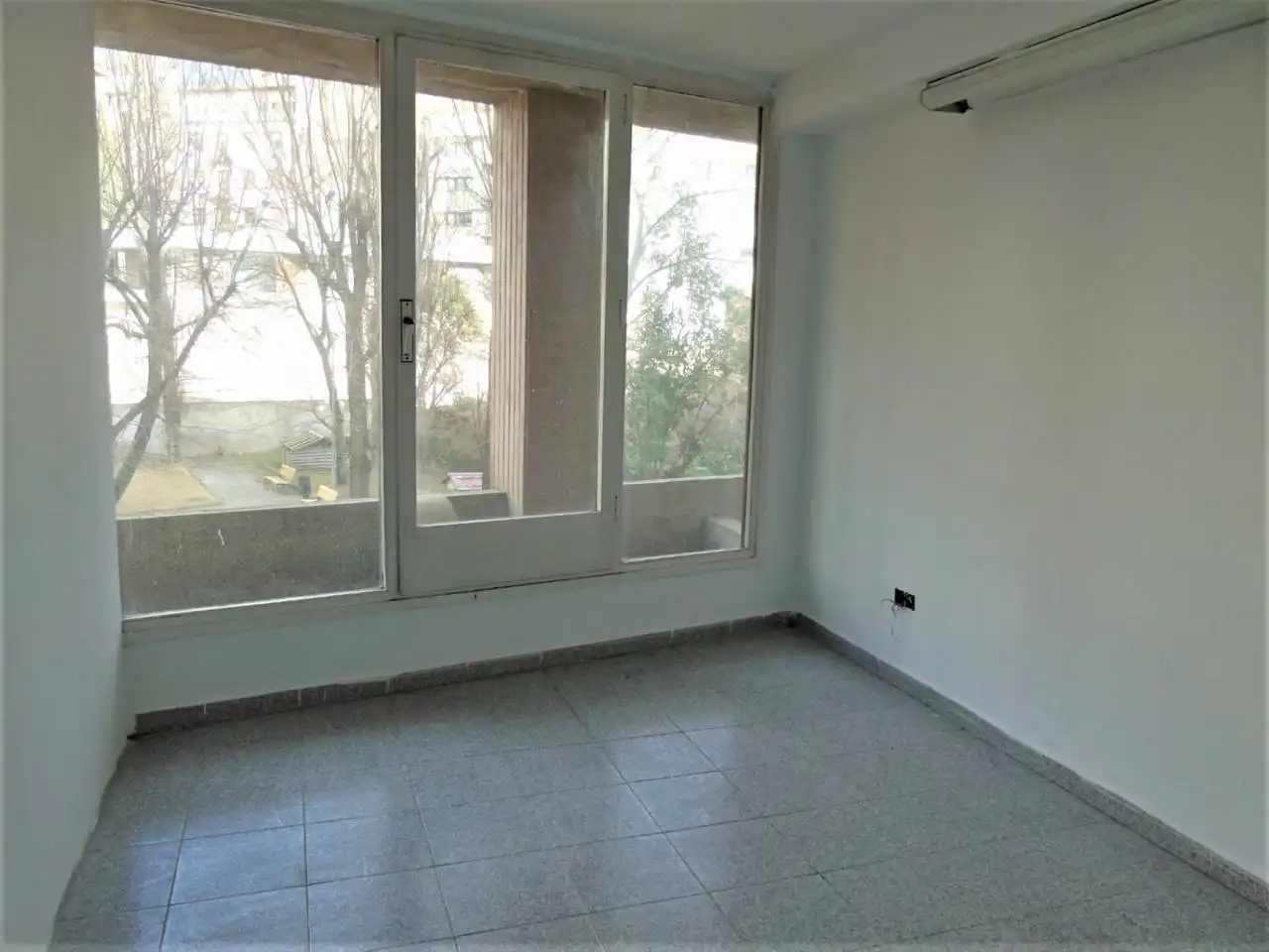 Gewerbefläche zum Verkauf in Calle bisbe morgades, imagen 2