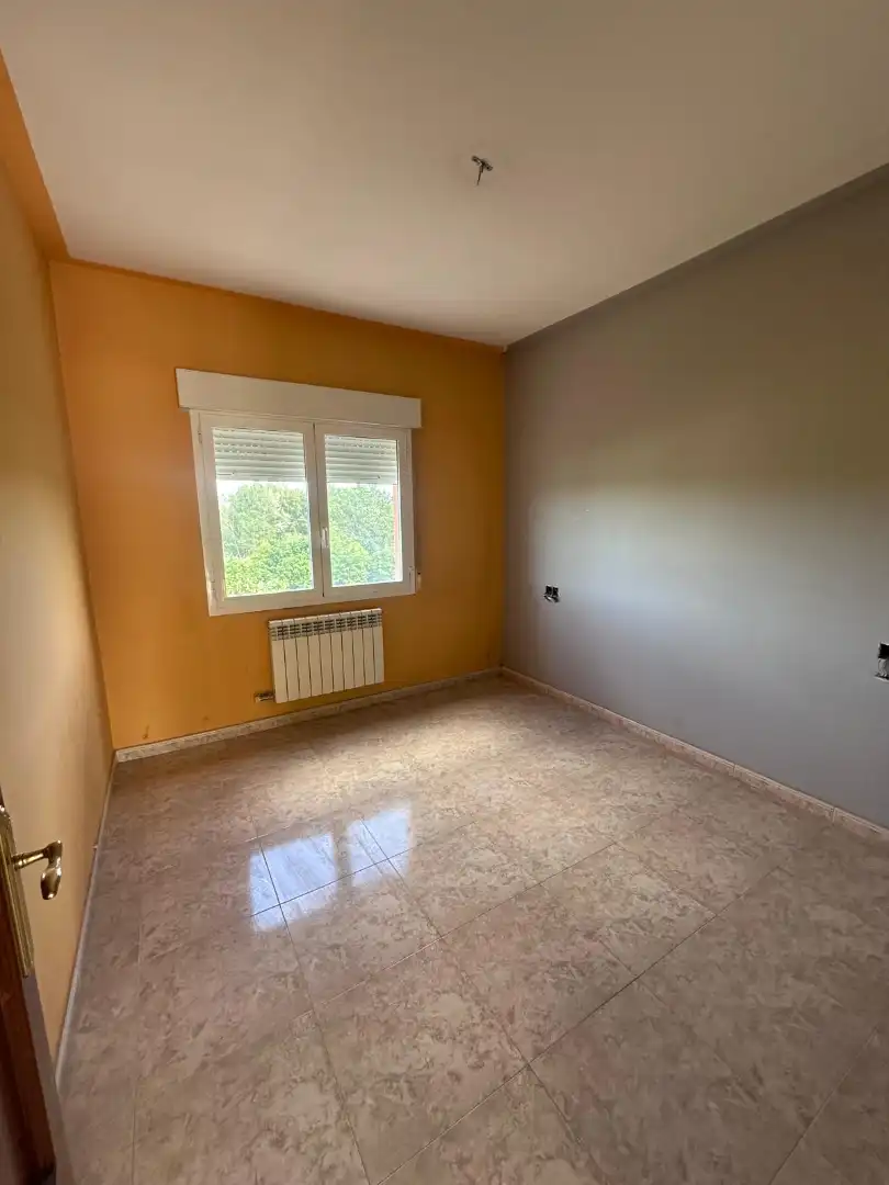 Habitación de Piso en venta en Alfaro con Calefacción y Balcón