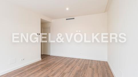 Foto 5 de Àtic de lloguer a Calle de Carmen Cobeña, Acacias, Madrid